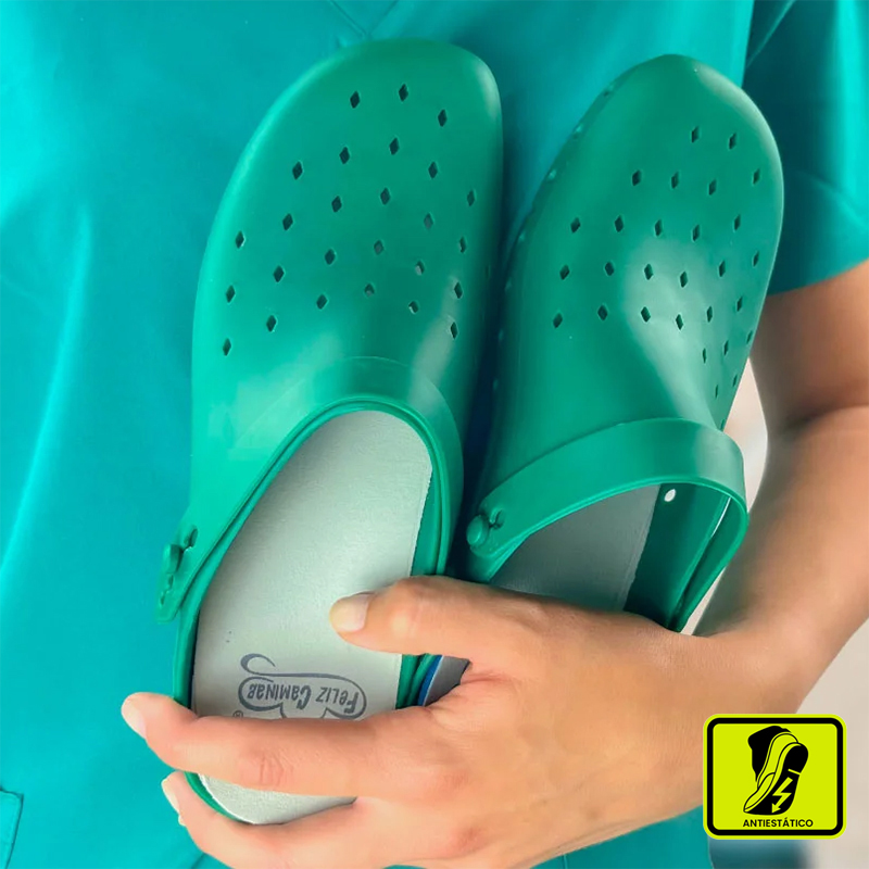 Zueco técnico, enfermería y médicos