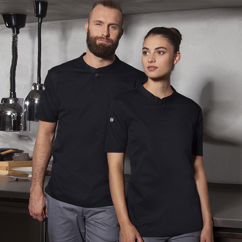 Moderna camiseta de cocinera negra