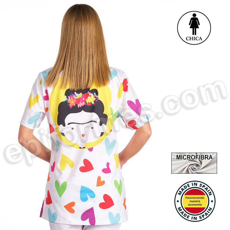 Casaca. Estampado "Corazones".