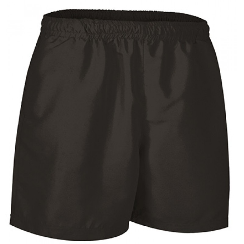 Bañador o pantalón corto deportivo.