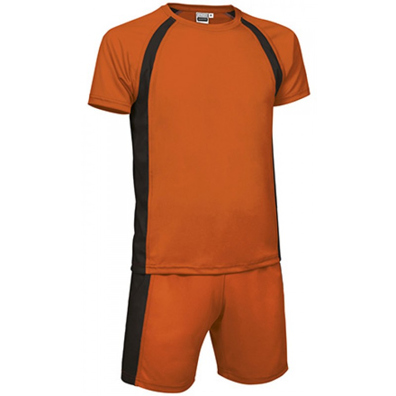 2 Equipaciones deportivas en bicolor