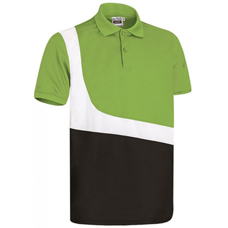 Polo técnico de manga corta y diseño tricolor.