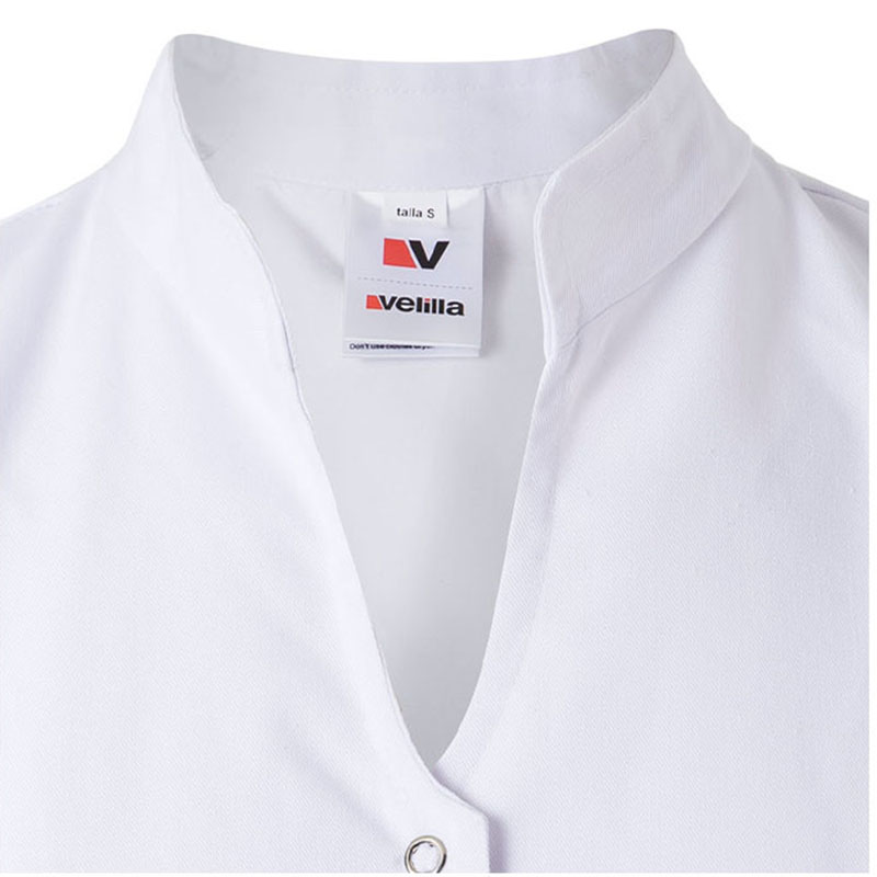 Chaqueta con automáticos manga corta