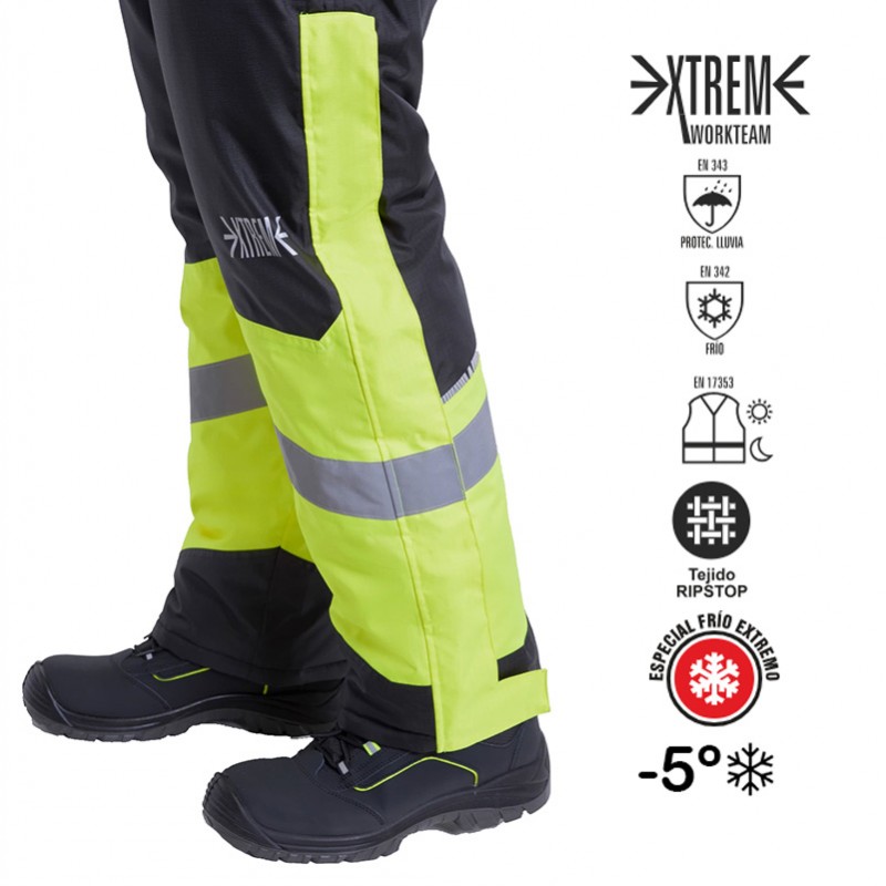 Buzo impermeable acolchado Buzo impermeable acolchado