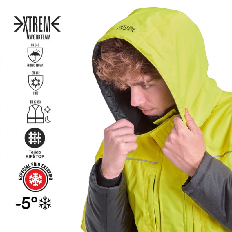Buzo impermeable acolchado Buzo impermeable acolchado