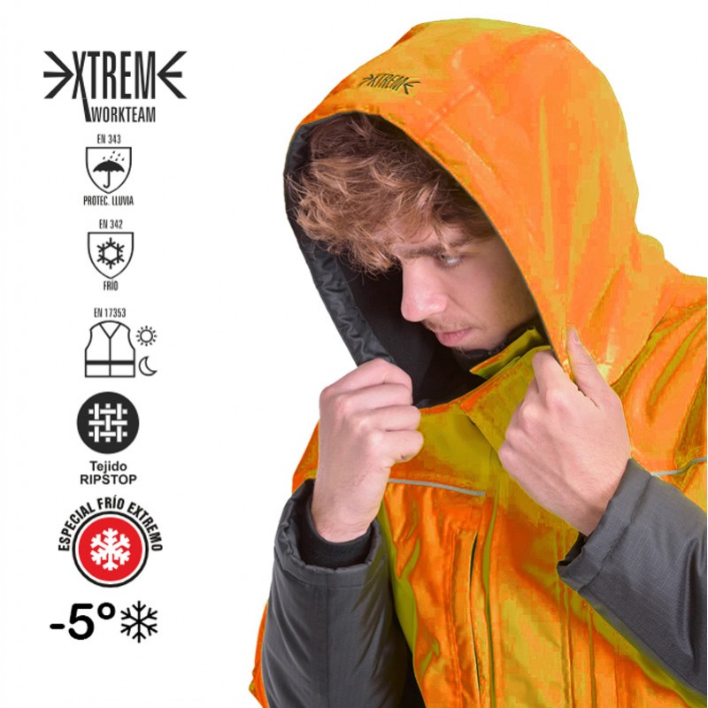 Buzo impermeable acolchado Buzo impermeable acolchado