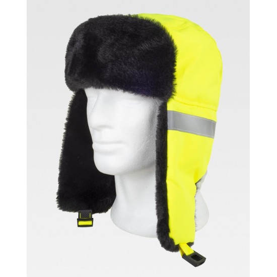 Gorro con orejeras y pelo interior
