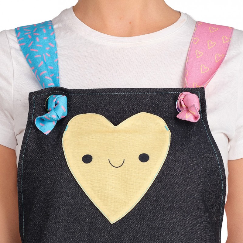 Estola Love, Pasión con Bolsillos de Corazón